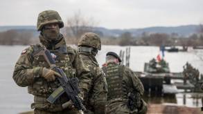 Польша направит больше военных на восточные границы