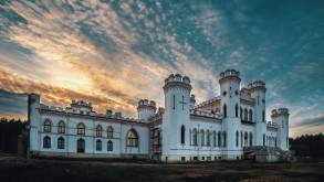 Путешествие по западным замкам Беларуси – что можно посмотреть и сколько стоят экскурсии?
