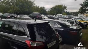 «Наглые водители делают это где попало»: жители Гродно – о городских парковках