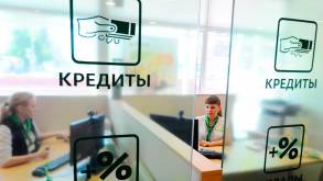 Белорусы продолжают набирать кредиты в банках – суммы впечатляют