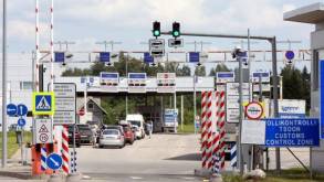 И Эстония туда же: страна вводит запрет на въезд автомобилей с белорусскими номерами