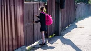 В Беларуси начали принимать заявления от многодетных семей на матпомощь к школе