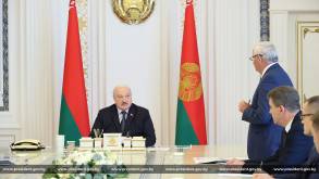 «Хочу директоров предупредить: это тюрьма». Лукашенко высказался о долгах предприятий