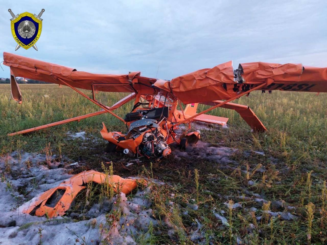 Под Слонимом при крушении легкомоторного самолета погибли два человека
