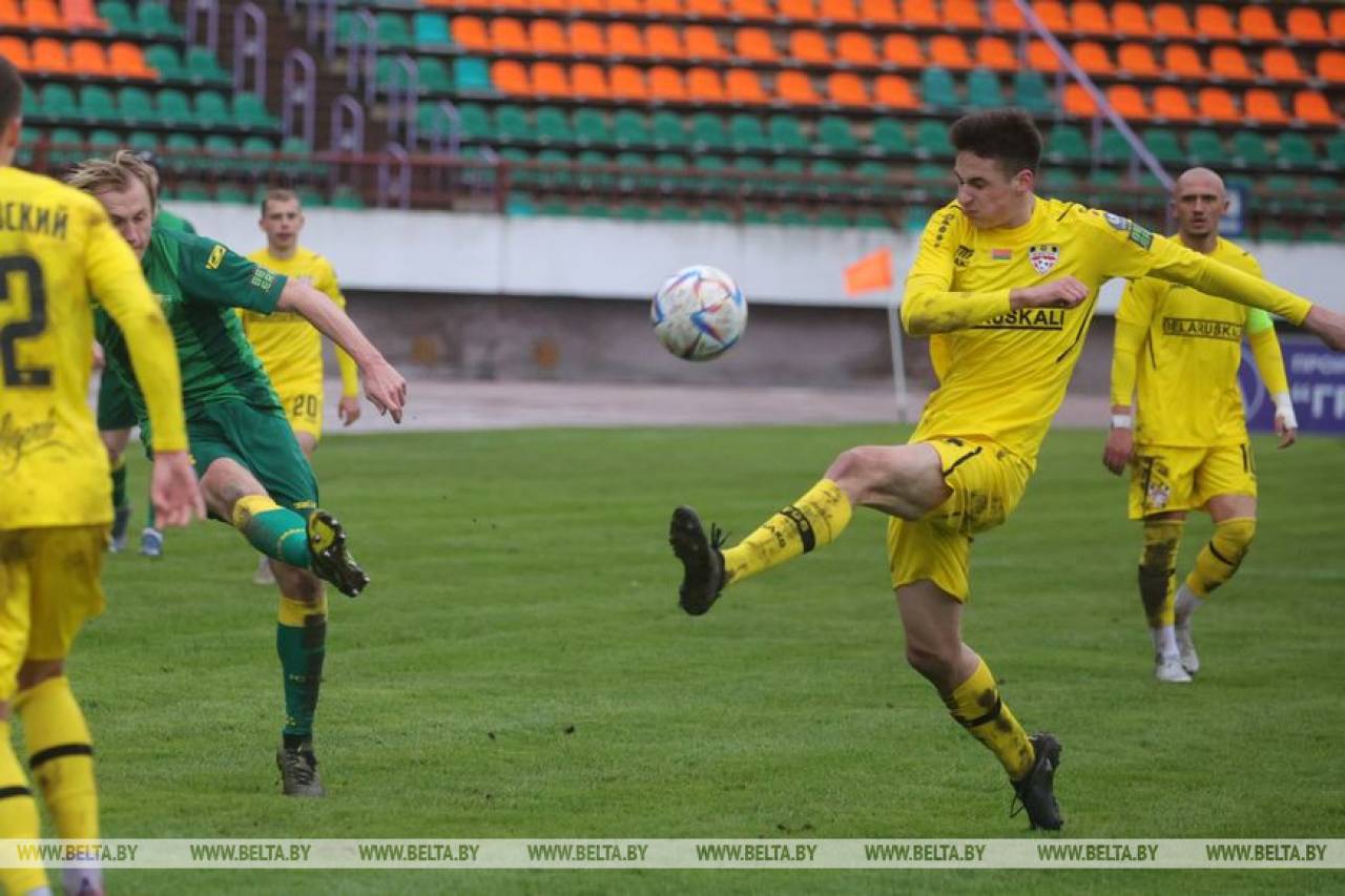 В Гродно «Неман» минимально уступил «Шахтеру» в своей первой игре в рамках чемпионата страны по футболу