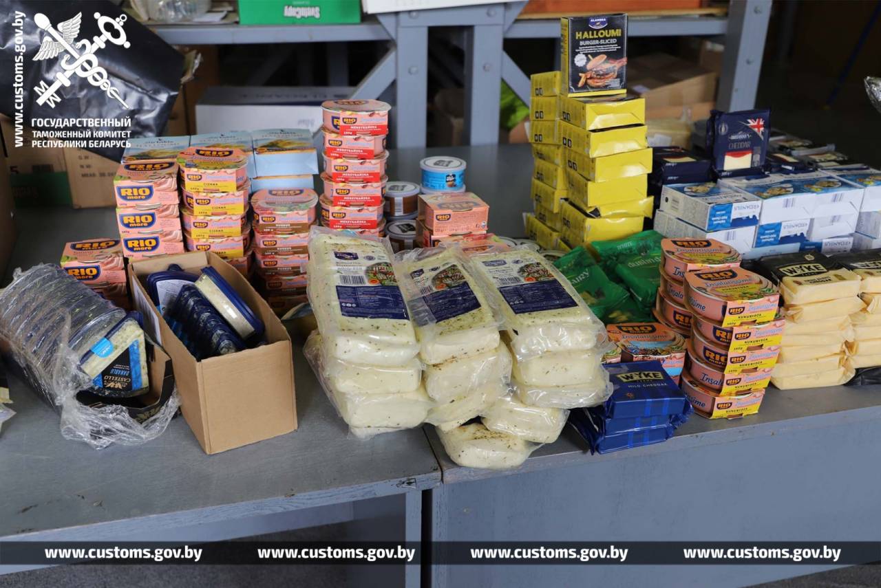В Гродно суд постановил конфисковать у мужчины всю заграничную еду. Ее там было на 25 тыс. рублей