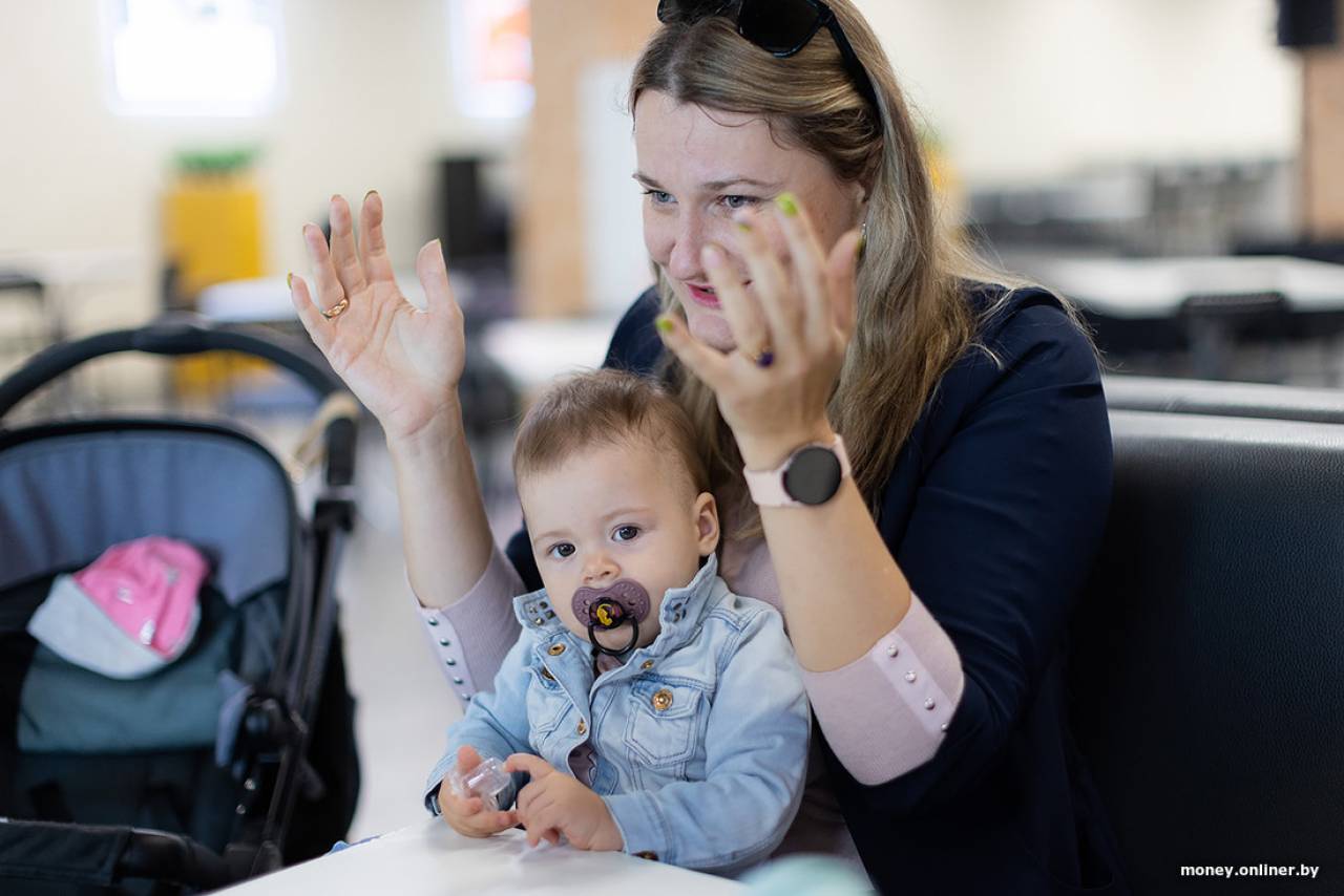 Большинство мам в Гродно работают и воспитывают одного ребенка