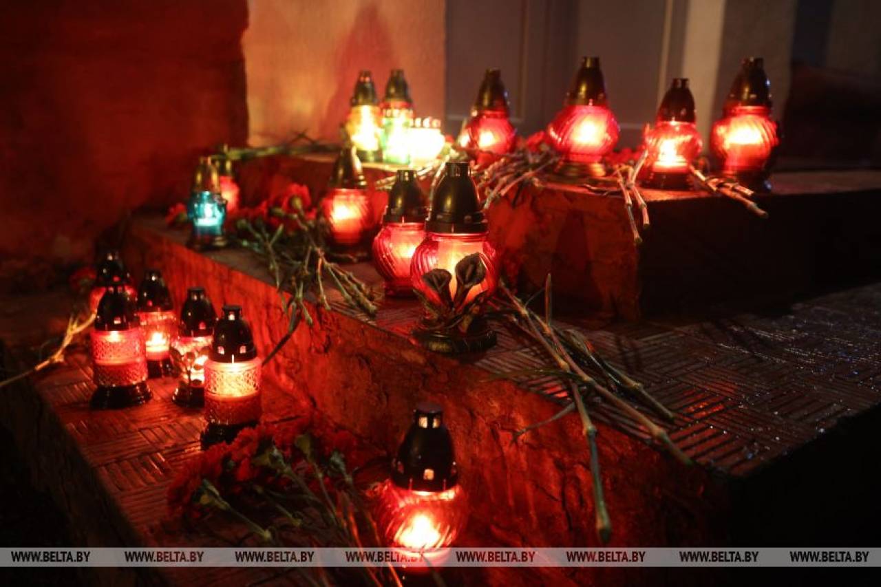Жители Гродно почтили память погибших в теракте в Подмосковье