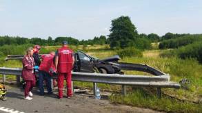 Подробности трагедии на гродненской трассе M6. Почему наши ограждения пробивают машины насквозь?
