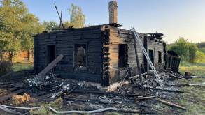 Дом был полностью охвачен пламенем: под Щучином в пожаре сгорел мужчина