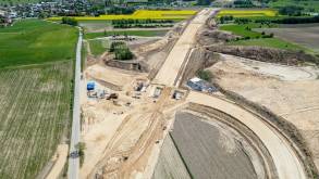 Польша очень быстро строит скоростную дорогу к закрытому пункту пропуска на границе с Беларусью